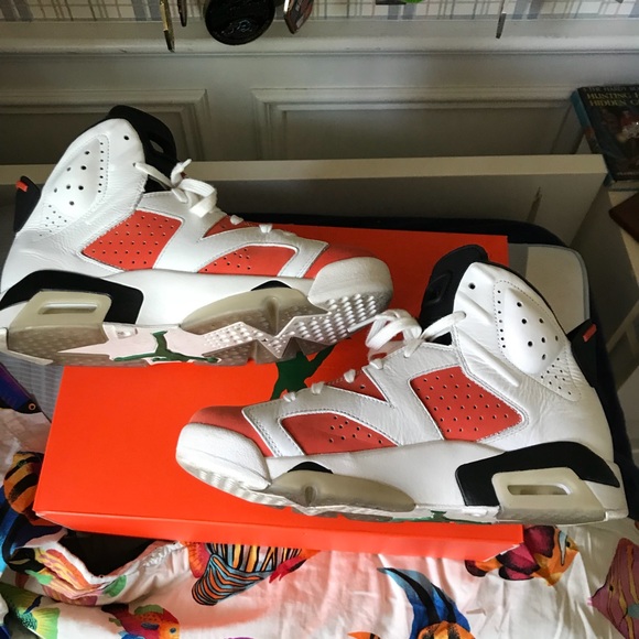 Jordan 6 Gatorade “Like Mike” Size 9.5 - Picture 6 of 8